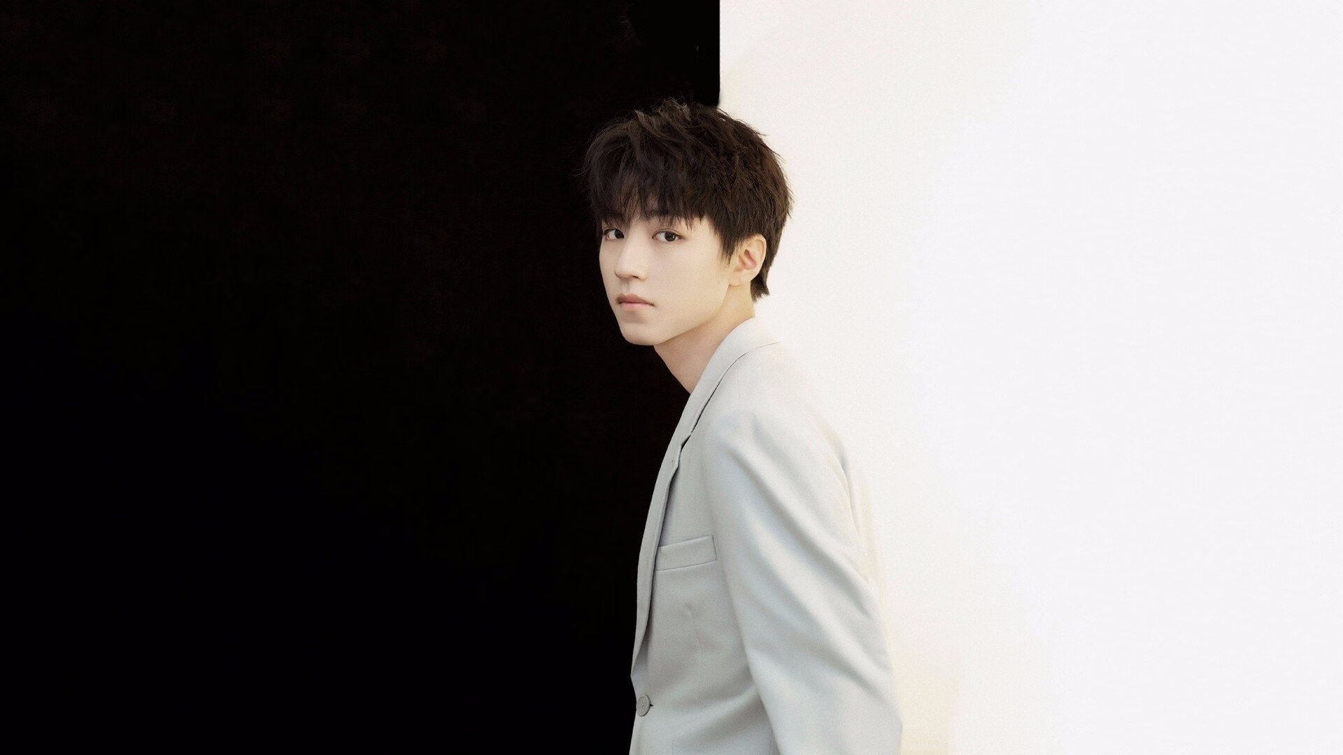 比利亚雷亚尔防线坚不可摧，战胜对手，比利亚雷亚尔实力怎么样