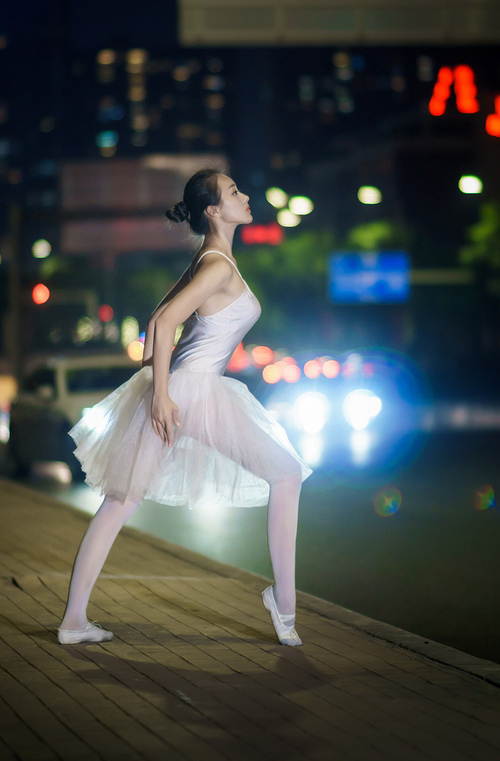 “诺克·达维德·彼得森在南非队中的角色愈发重要”