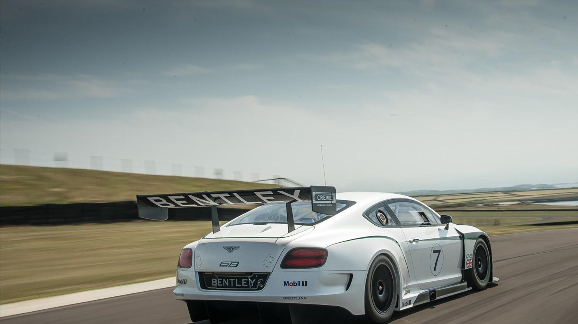 德甲高速突破:速度与力量的极致展现,德甲水平高吗