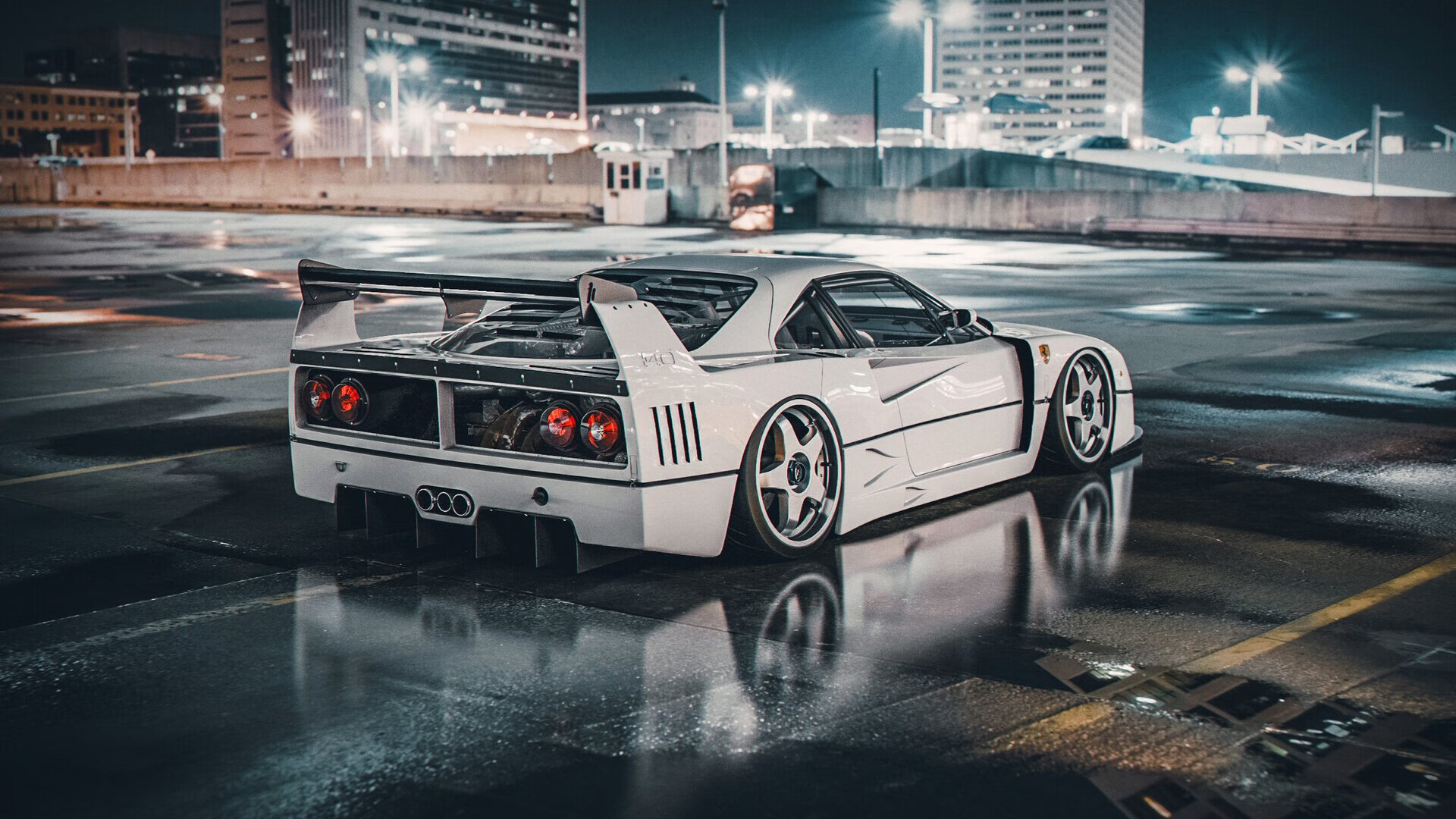 跳水环节荷兰完成高难度动作,荷兰女子跳高